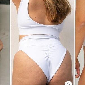 Banded Scrunch Bottom - Londre Bodywear in Flat White XL